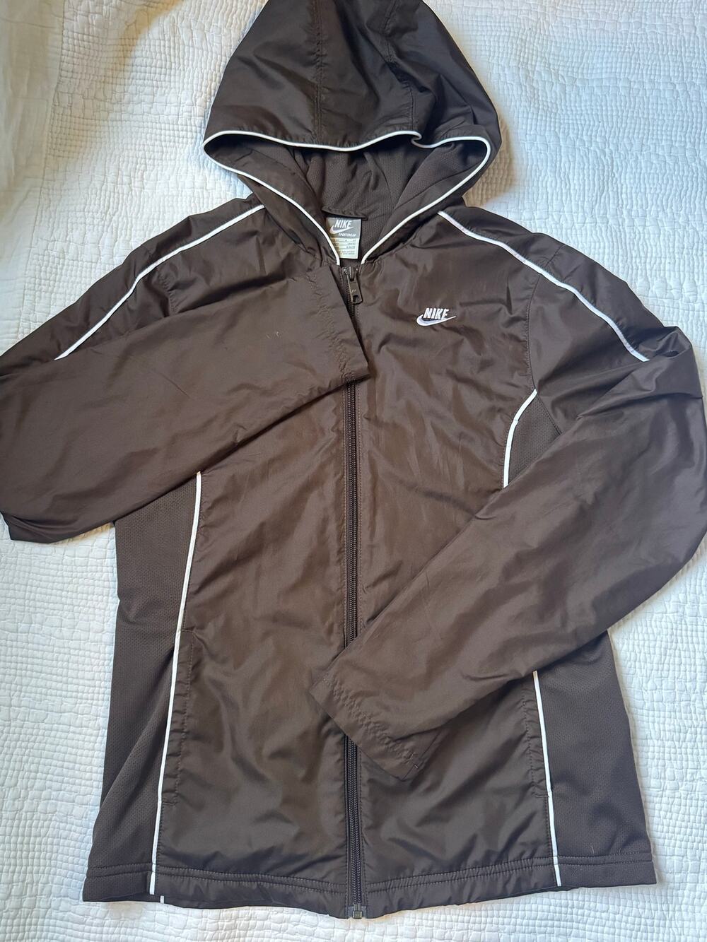 Vintage Nike Women's Full Zip Brown Windbreaker Jacket Hooded Small Style 379455